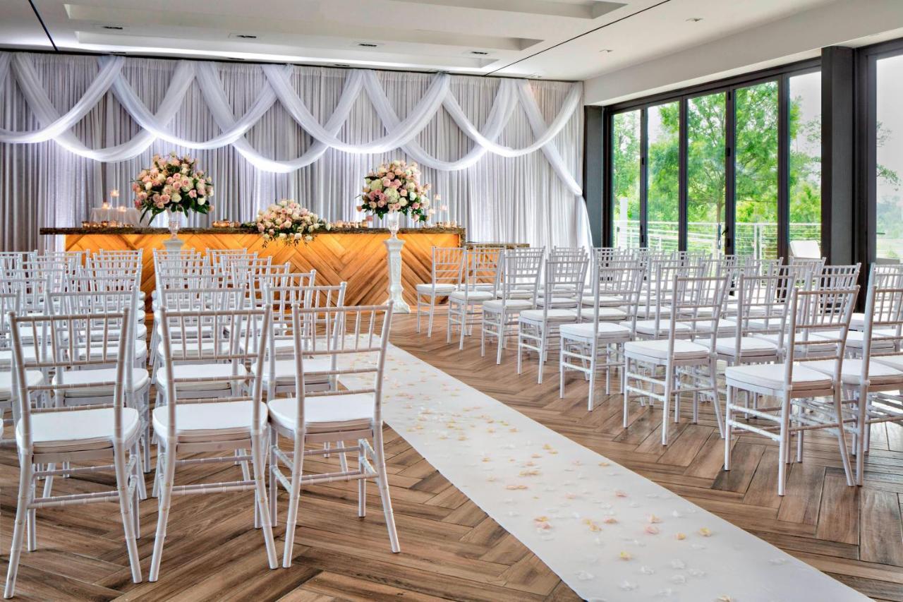 Houston Cityplace Marriott At Springwoods Village Hotel