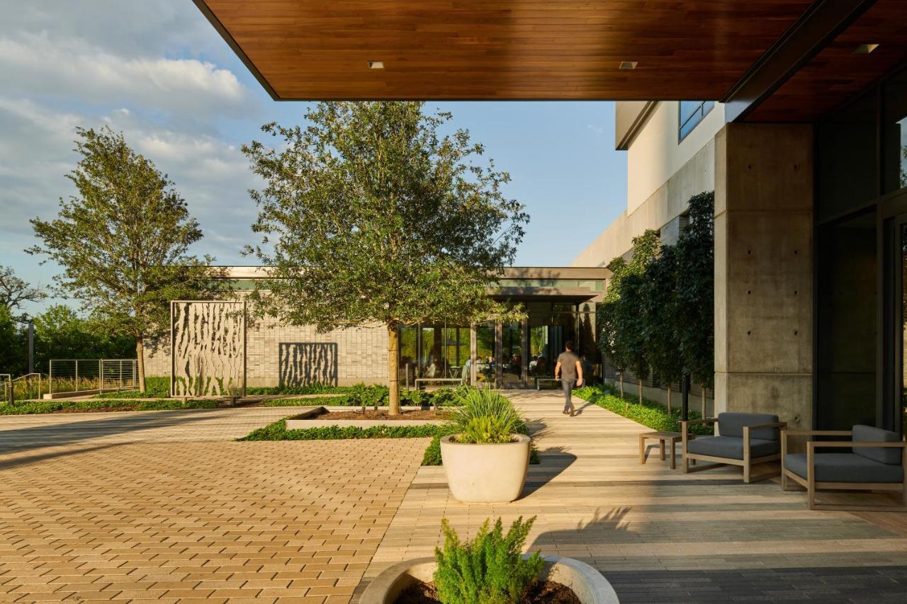 Houston Cityplace Marriott At Springwoods Village 4*