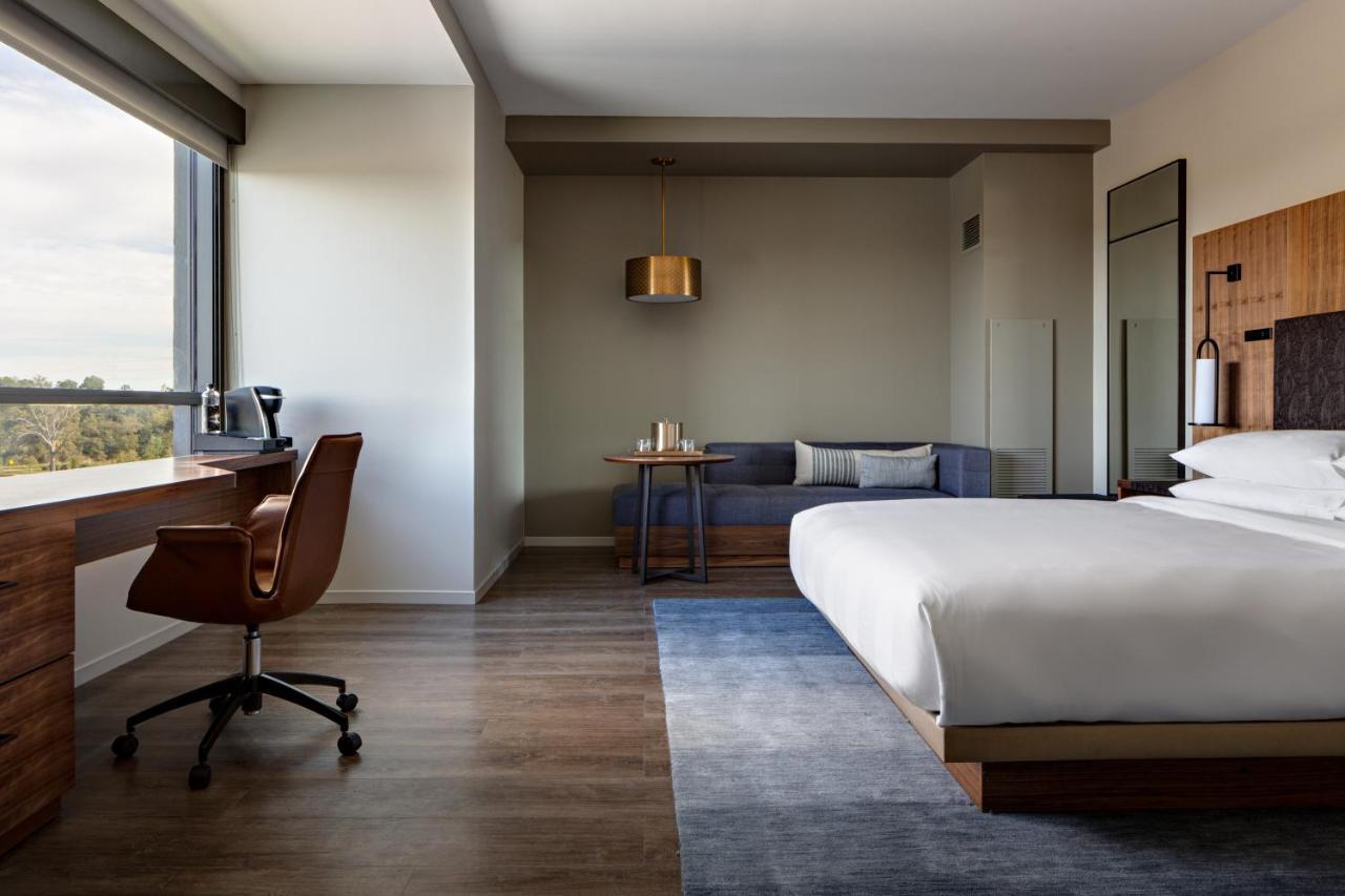 Houston Cityplace Marriott At Springwoods Village Hotel 4*